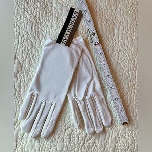 Ben Berger Women's Elegant White Gloves